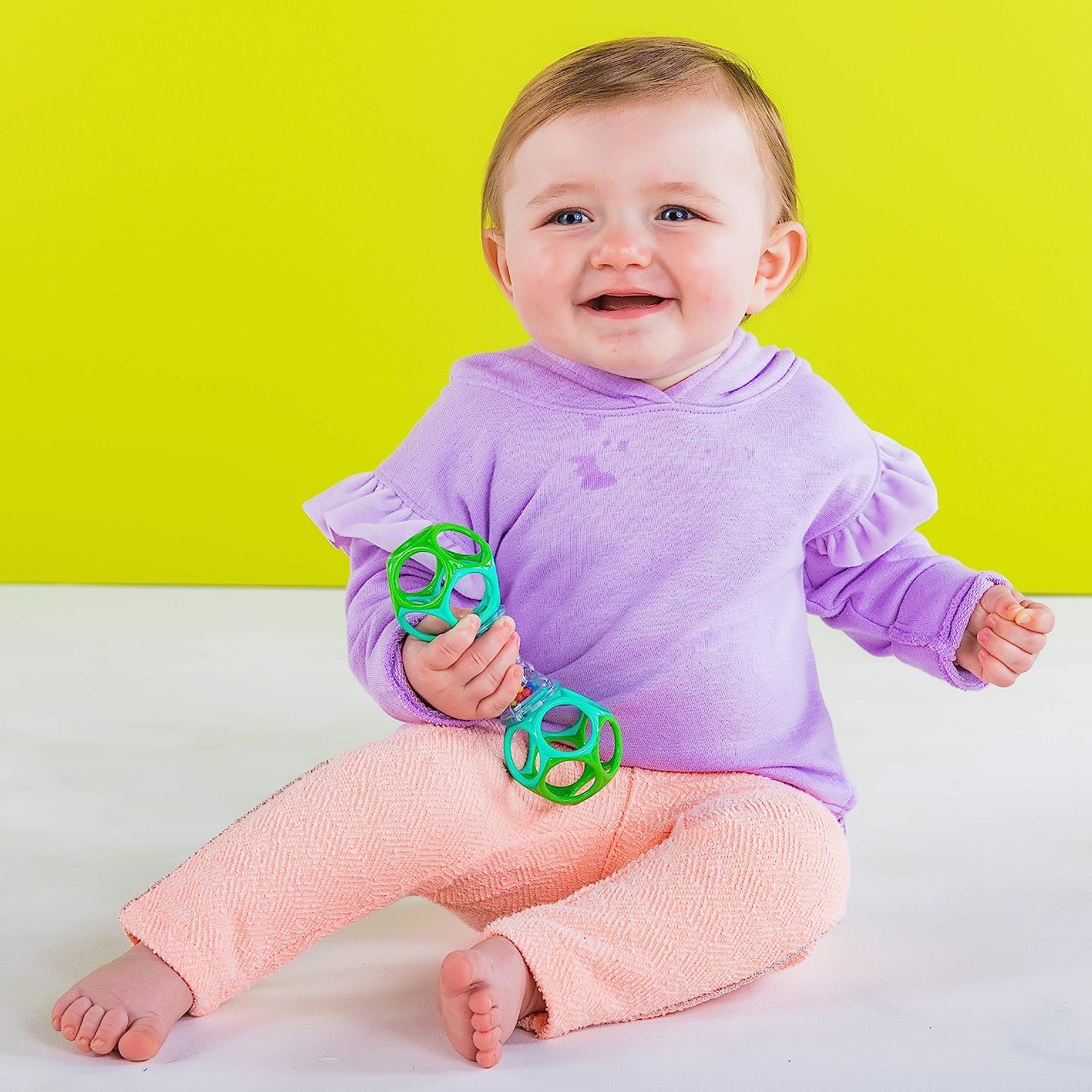 Bright Starts Rattle and Shake Barbell Toy - Pretty in Pink, Ages 3 Months + - Image 4
